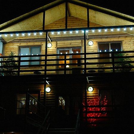 Badishi Guesthouse Μέστια Εξωτερικό φωτογραφία