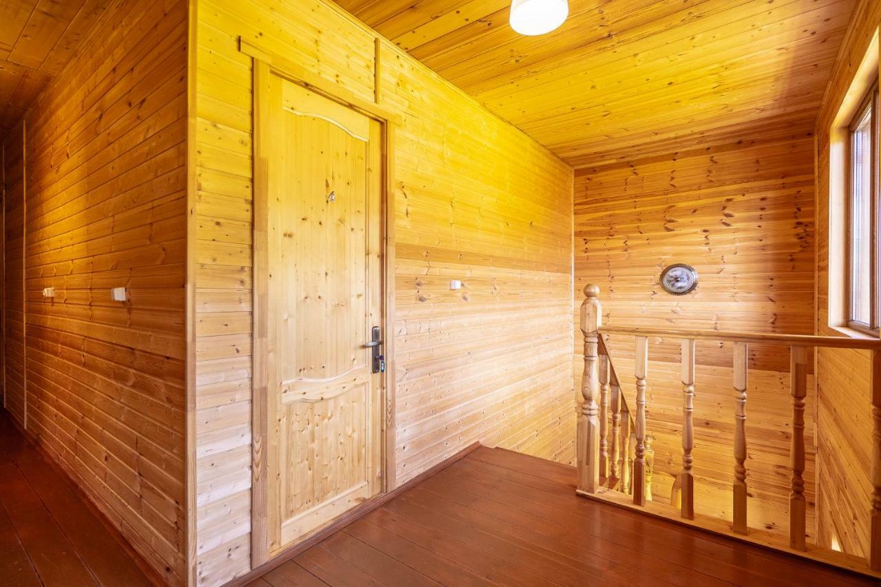 Badishi Guesthouse Μέστια Εξωτερικό φωτογραφία