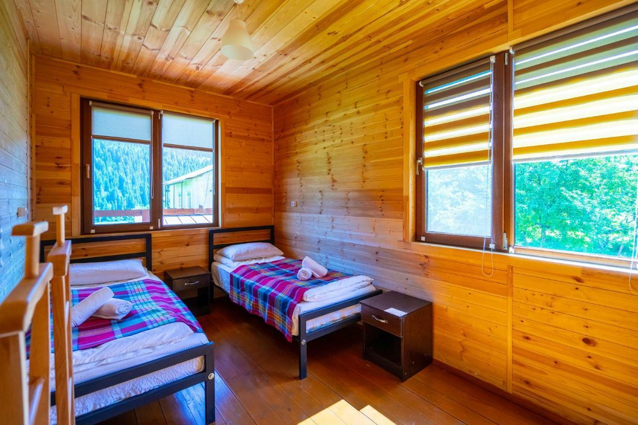 Badishi Guesthouse Μέστια Εξωτερικό φωτογραφία